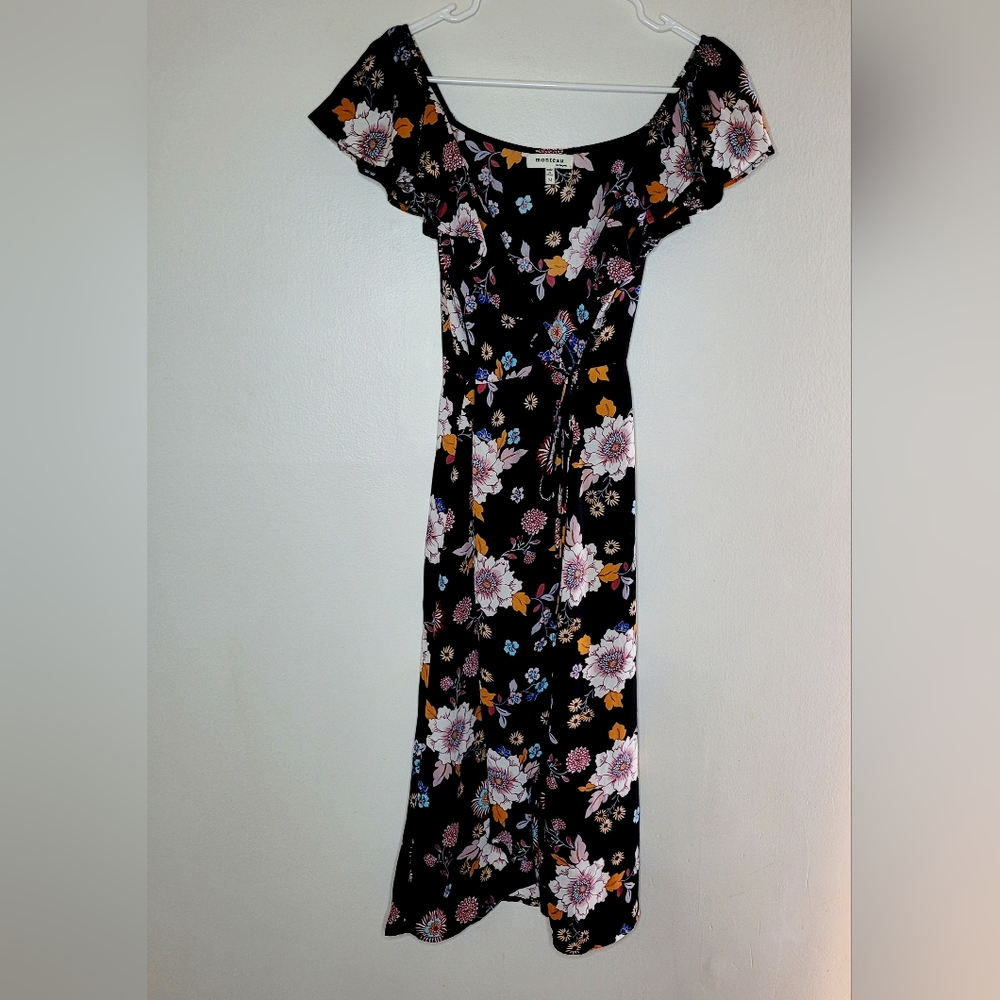 Monteau Wrap Dress Dark Women's Medium Black Floral Fall Autumn Party Date